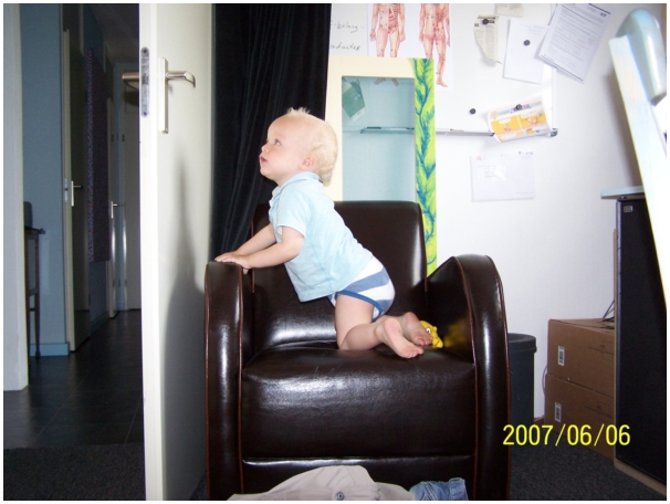 584x433 pixels (192K)